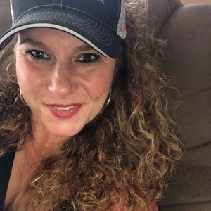 Meet your Posher, Misty